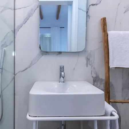 アパート Aeon Mytakas